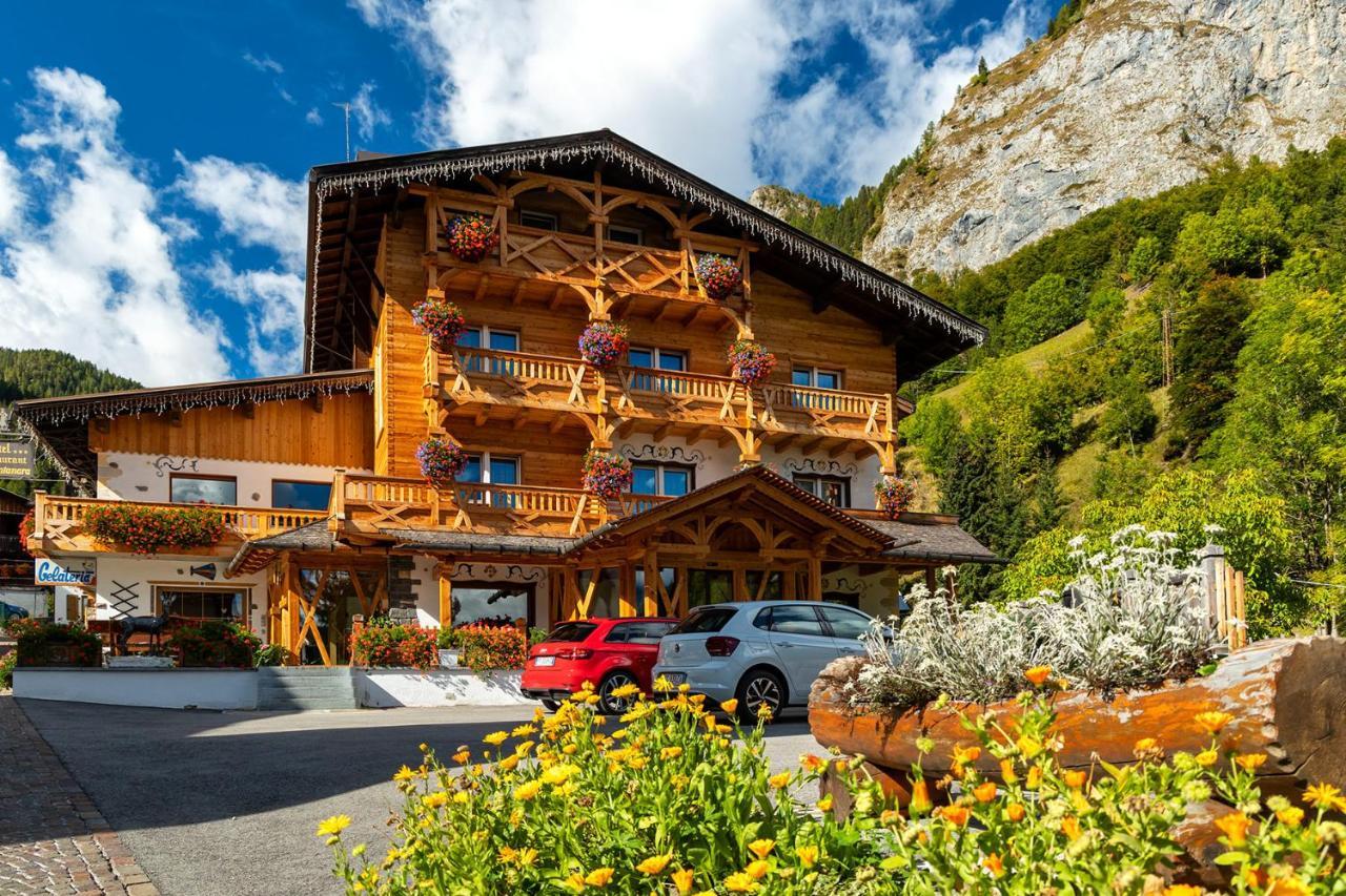 רוקה פייטורה Alpenhotel La Montanara מראה חיצוני תמונה