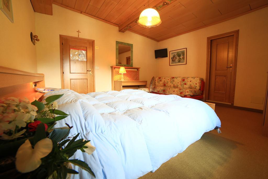 רוקה פייטורה Alpenhotel La Montanara חדר תמונה