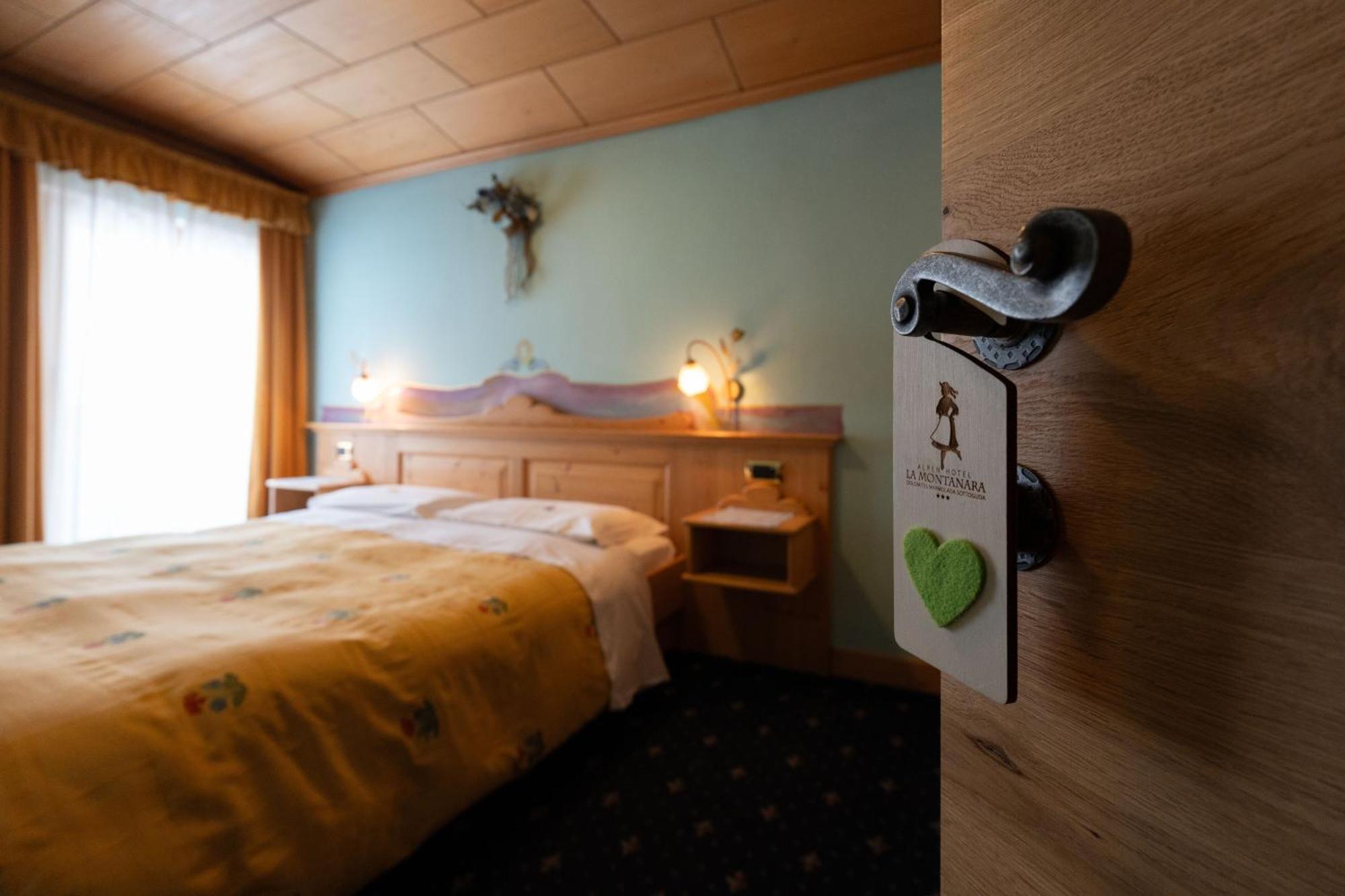 רוקה פייטורה Alpenhotel La Montanara מראה חיצוני תמונה